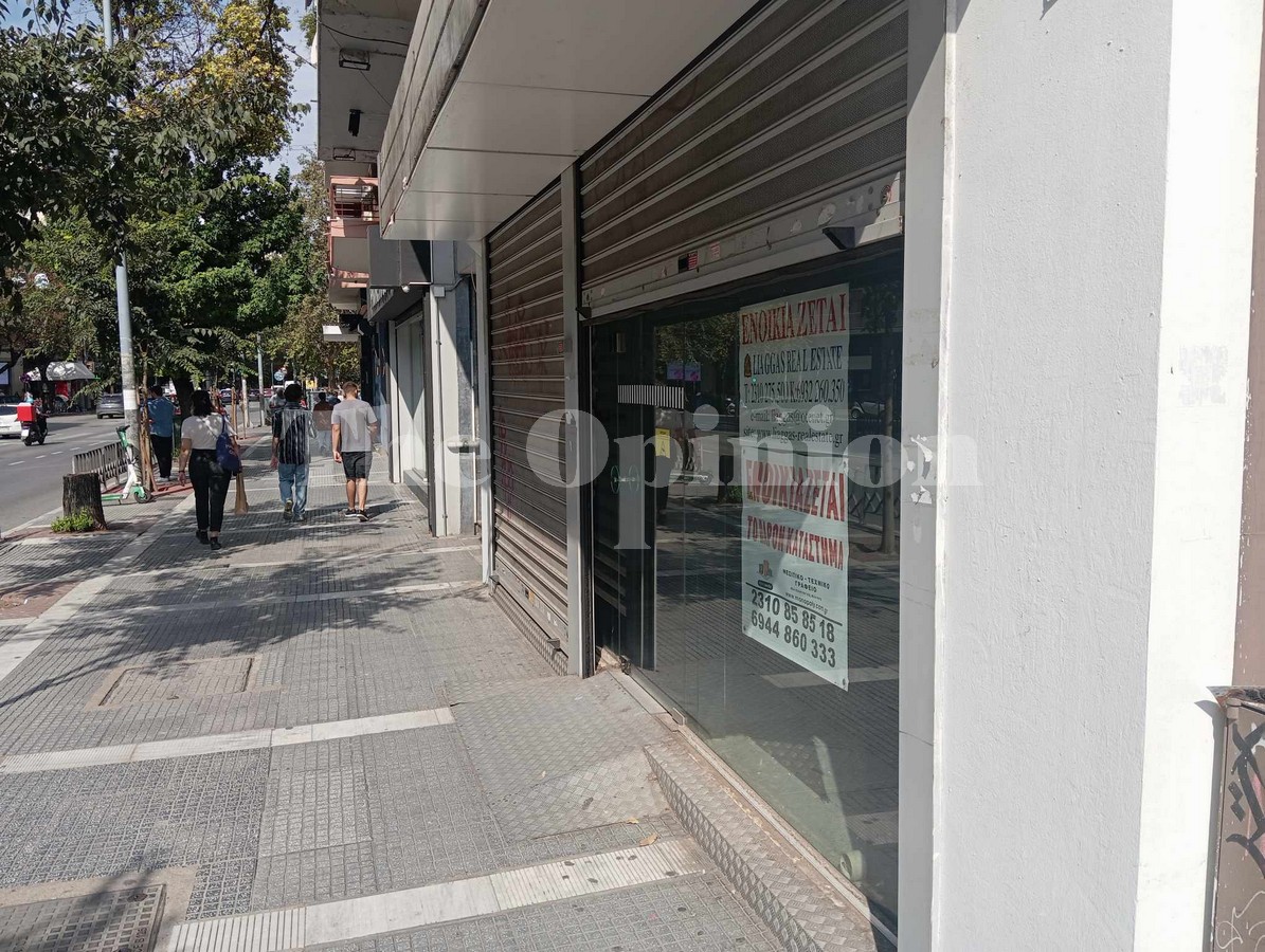 «Βροχή» τα λουκέτα σε τμήμα του πιο εμπορικού δρόμου της Θεσσαλονίκης (ΦΩΤΟ)