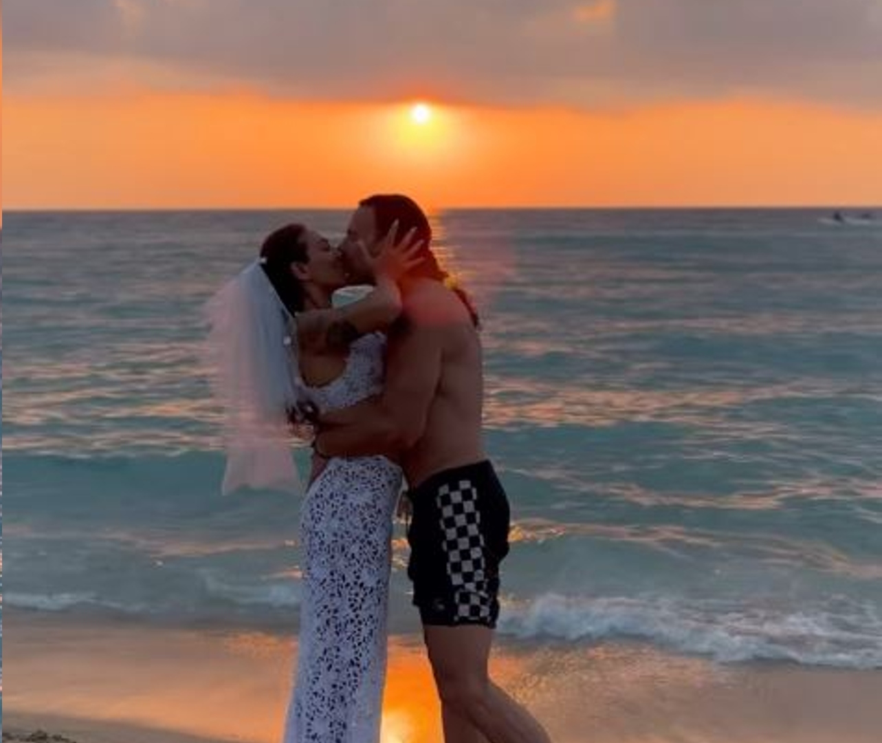 Η πολύτιμη συμβουλή που χρειάζεται να ξέρει κάθε ζώδιο πριν παντρευτεί