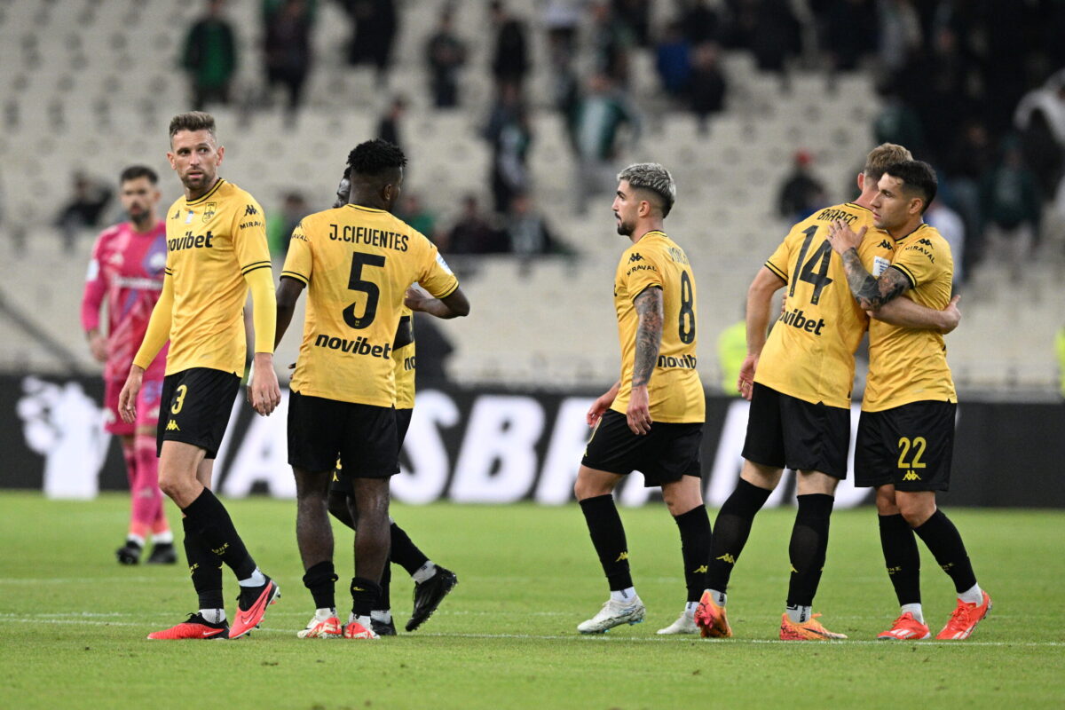 Άρης: «Πάνοπλος» για ΑΕΚ- Συμπλήρωσε κάρτες ο Μάγιο