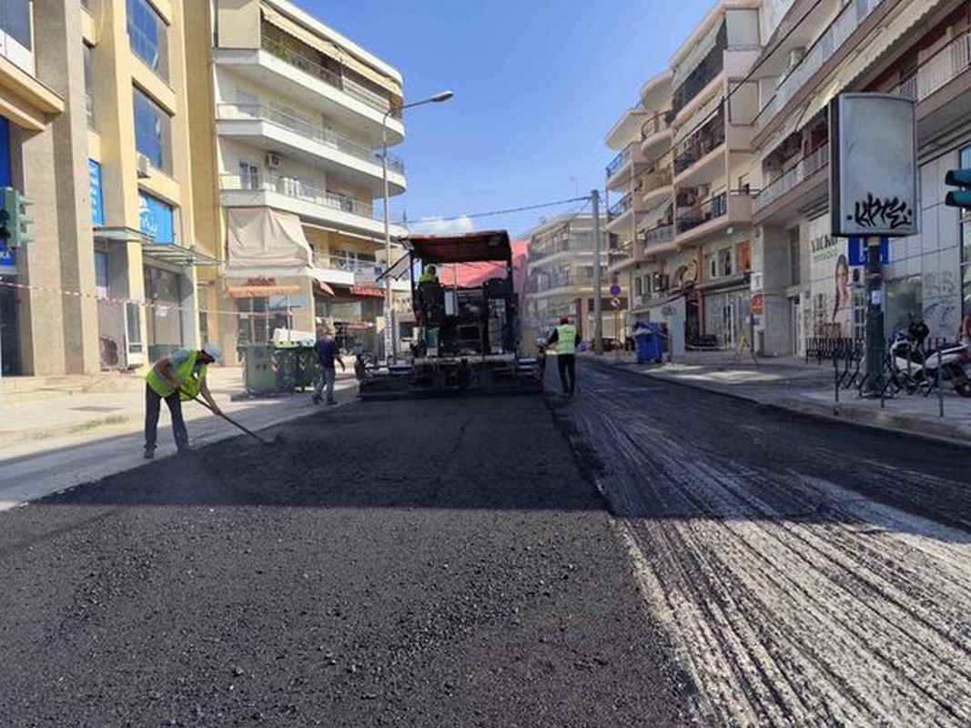 Ασφαλτοστρώνεται η Λεωφόρος Στρατού στο δήμο Παύλου Μελά (ΦΩΤΟ)