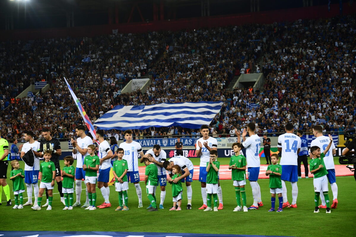 «Εθνικός ξεσηκωμός»- Γέμισε το «μισό ΟΑΚΑ» σε λίγες ώρες