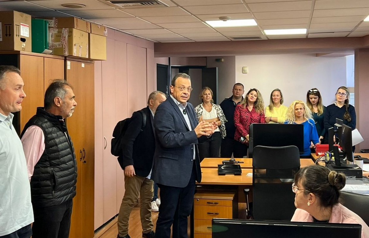 Φάμελλος: Η κυβέρνηση υποτιμά και αδυνατίζει την περιφερειακή αυτοδιοίκηση (ΦΩΤΟ)