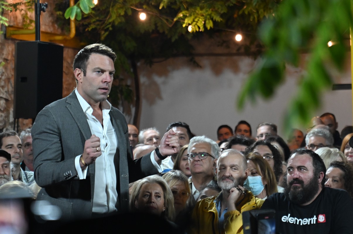 Προσφυγή στη Δικαιοσύνη και για «συκοφαντικό δημοσίευμα» προανήγγειλε ο Στέφανος Κασσελάκης