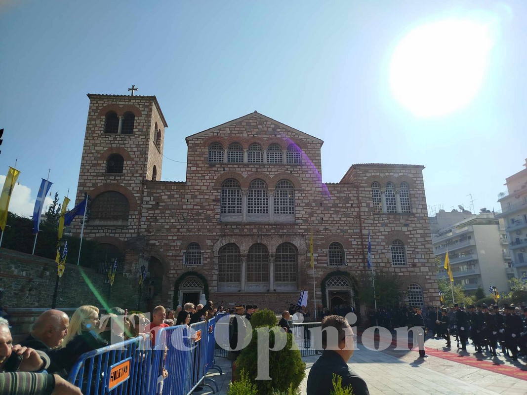 «Η Θεσσαλονίκη πρέπει να γίνει πρωτεύουσα των Βαλκανίων» – Τα μηνύματα των πολιτικών εκπροσώπων για την ημέρα εορτασμού του Αγίου Δημητρίου (ΦΩΤΟ-VIDEO)