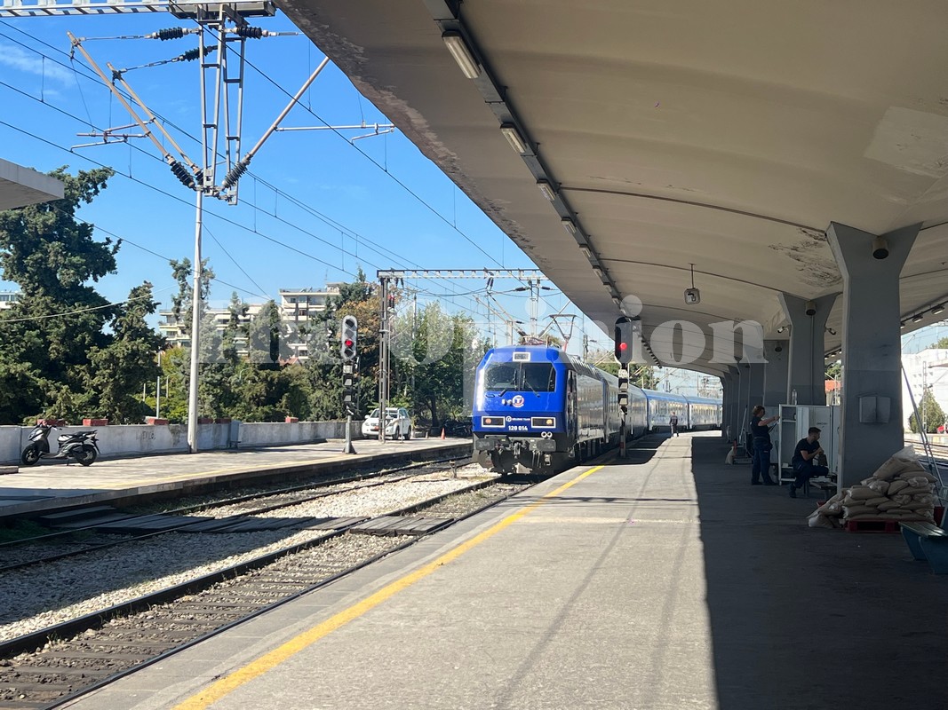 Τραβάνε χειρόφρενο οι μηχανοδηγοί της Hellenic Train – «Χωρίς σύστημα ασφαλείας ο σιδηρόδρομος»