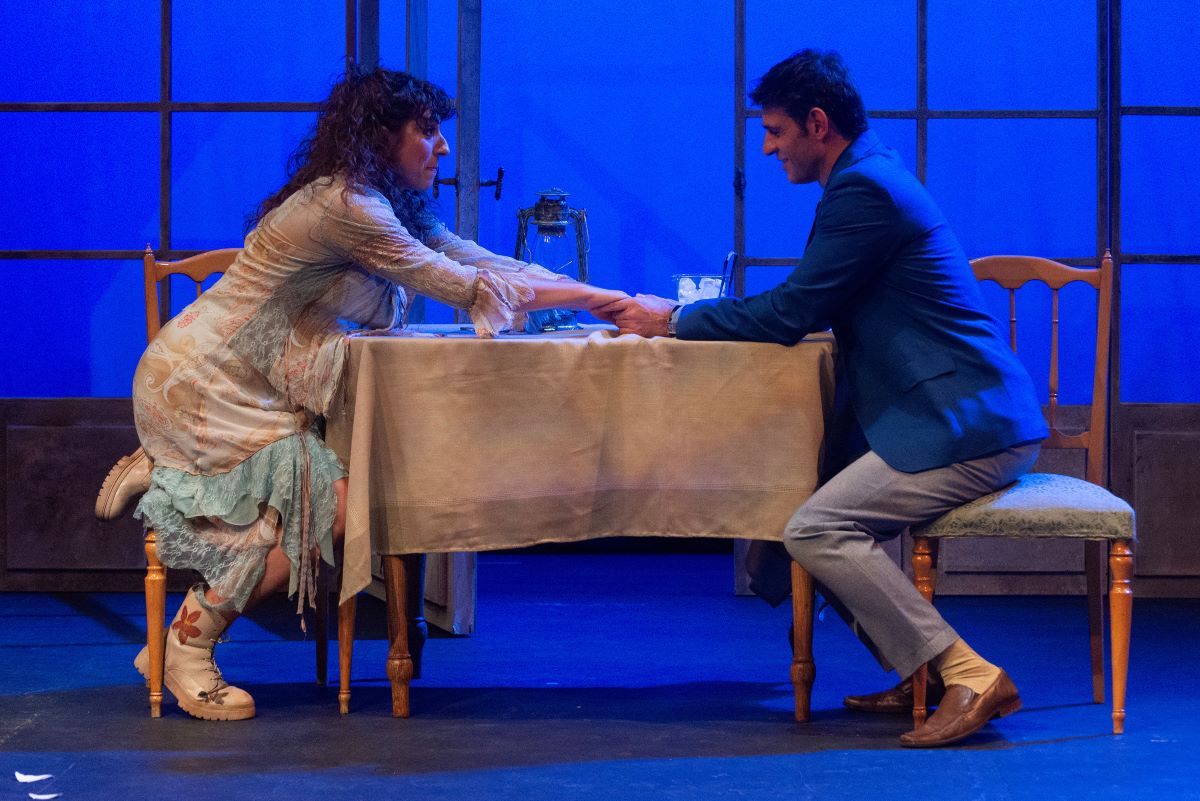 Tελευταίες παραστάσεις για το «Ρωμαίος και Αννέτα» στη Μονή Λαζαριστών