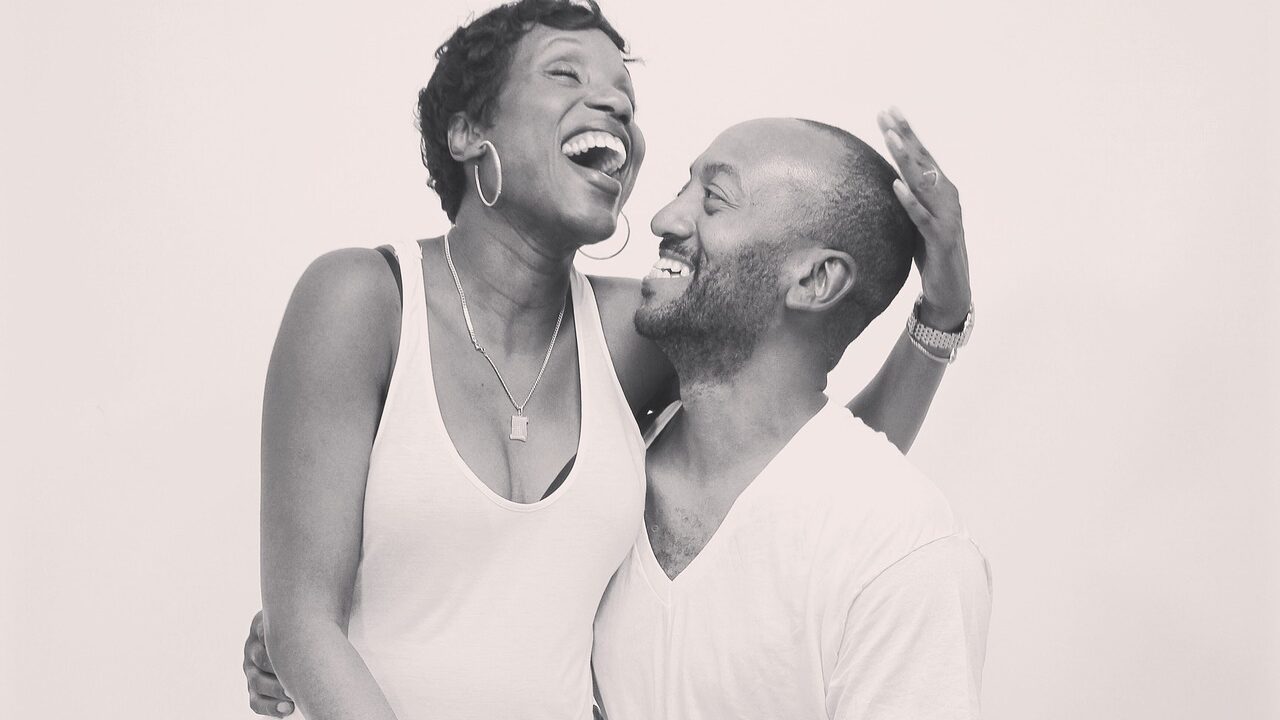 Ποιοι είναι οι «πρωταθλητές» της ευτυχίας στον κόσμο – Σε ποια θέση βρίσκεται η Ελλάδα