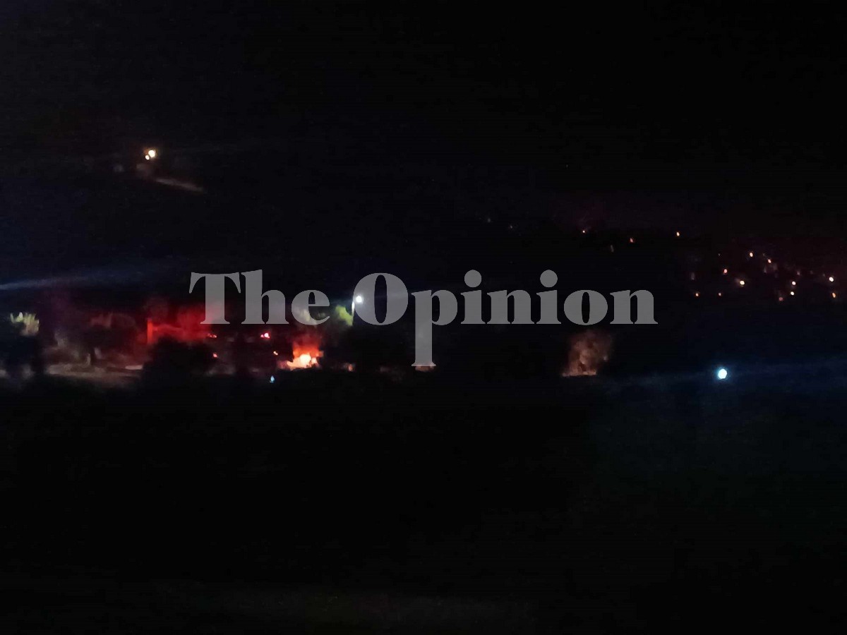 Οριοθετήθηκε η φωτιά στη Χαλκιδική – Θα παραμείνουν όλη νύχτα ισχυρές πυροσβεστικές δυνάμεις στο σημείο (ΦΩΤΟ-VIDEO)