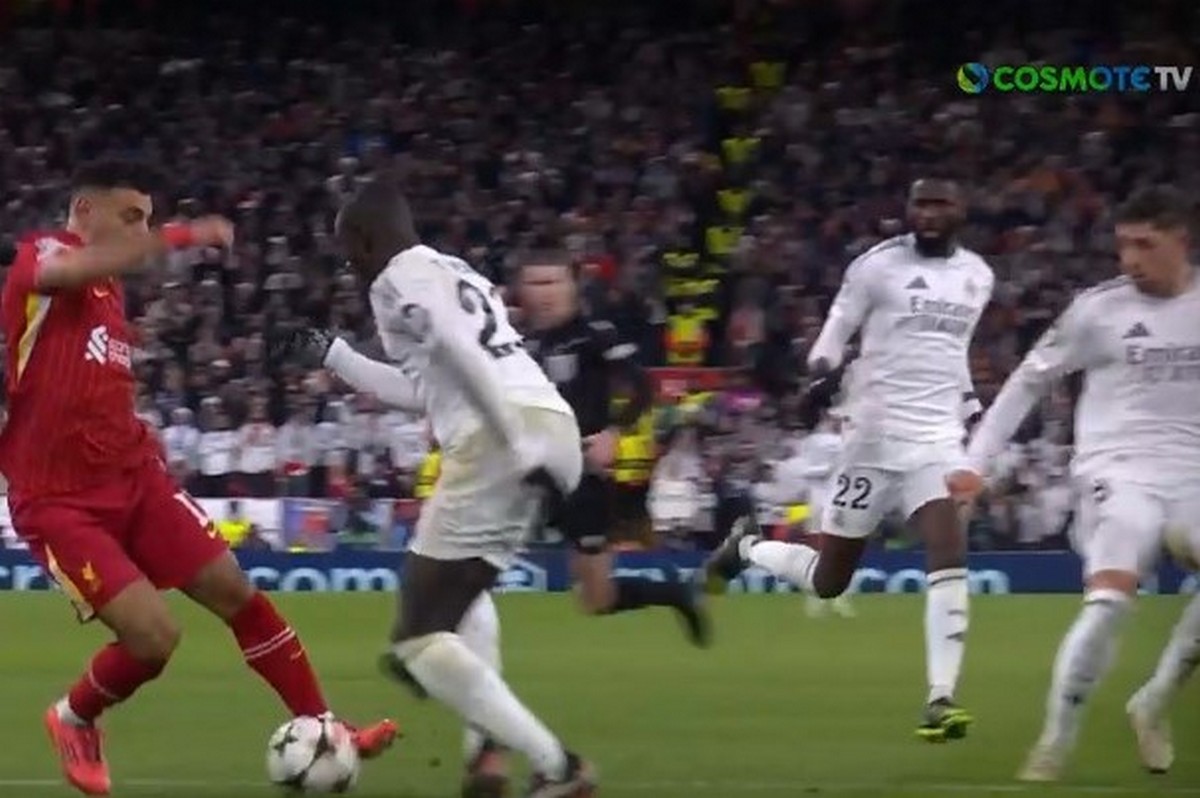 Τροχαίο για το λεωφορείο της Ρεάλ Μαδρίτης μετά το ματς στο «Άνφιλντ»