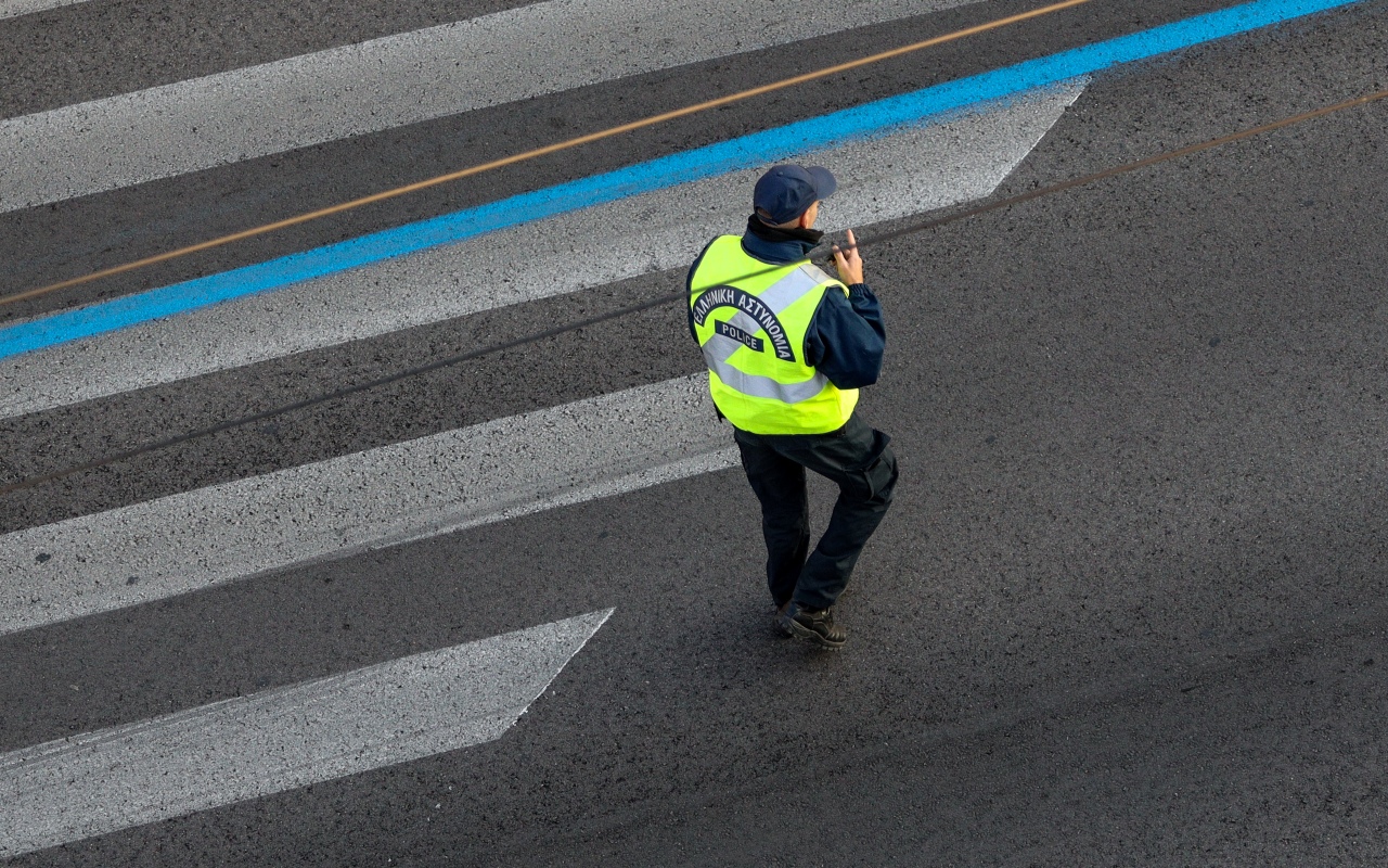 Συμμορία «ξάφριζε» καταστήματα και σπίτια στο κέντρο της Θεσσαλονίκης – Πάνω από 2.500€ η λεία