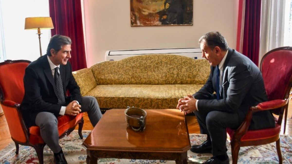 Συνάντηση Γκιουλέκα – Παναγιωτόπουλου στο ΥΜΑΘ: Τι συζητήθηκε