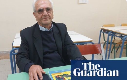 Έλληνας 80 χρονών επιστρέφει στα… θρανία και γίνεται θέμα στη Guardian (ΦΩΤΟ+VIDEO)