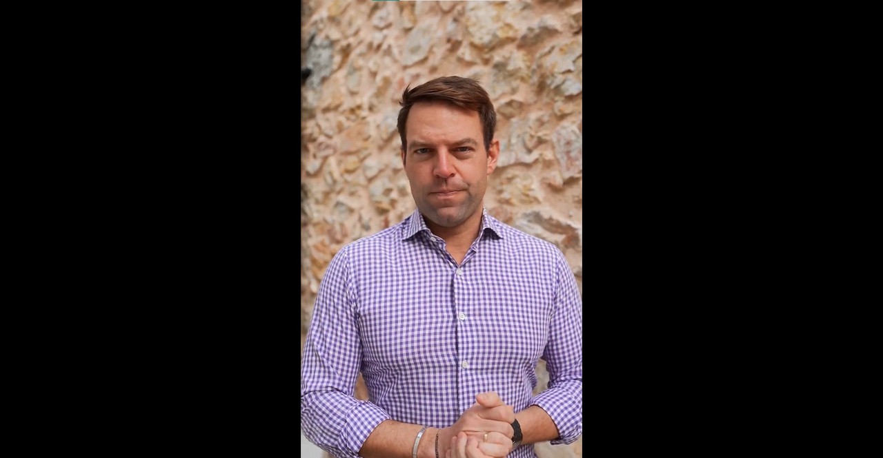 Κασσελάκης: «Πώς νομιμοποιούνται να αποκλείσουν από την κάλπη κάποιον που έχει το 40% μόνος του;» (VIDEO)