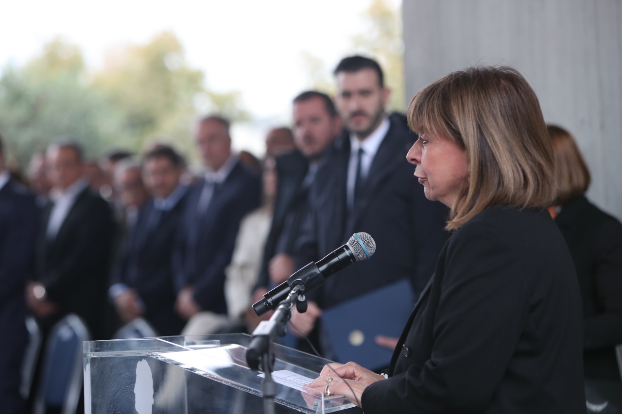 Σακελλαροπούλου για Μπουτάρη: Χαιρετώ σήμερα έναν ευαίσθητο άνθρωπο, έναν οραματιστή (VIDEO)