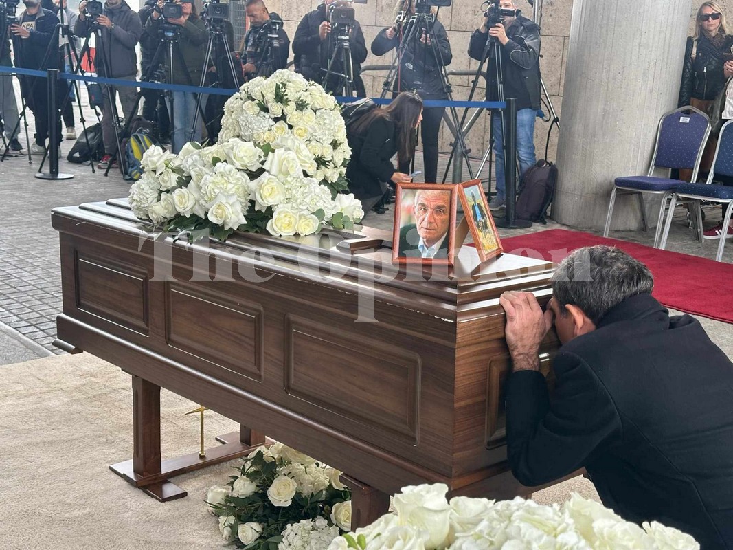 Η Θεσσαλονίκη αποχαιρέτησε τον Γιάννη Μπουτάρη (ΦΩΤΟ+VIDEO)