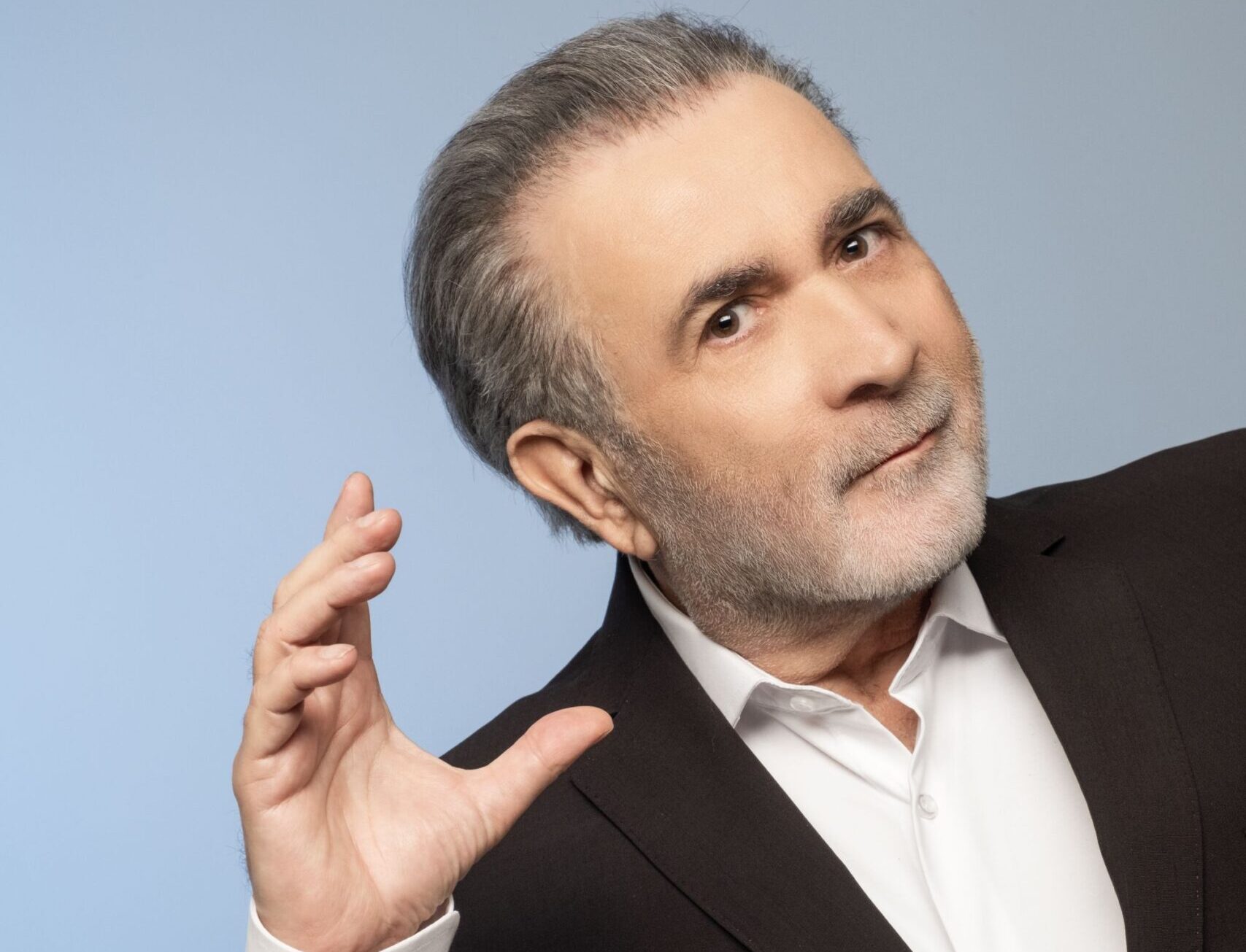 H νέα κωμική σειρά του Mega με την υπογραφή του Λάκη Λαζόπουλου