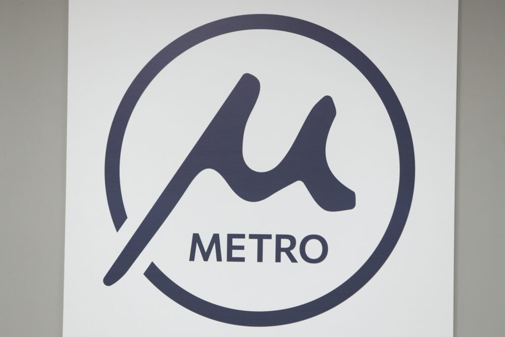 «Φωτιά» στα social media μετά τα αποκαλυπτήρια του λογοτύπου του Μετρό Θεσσαλονίκης