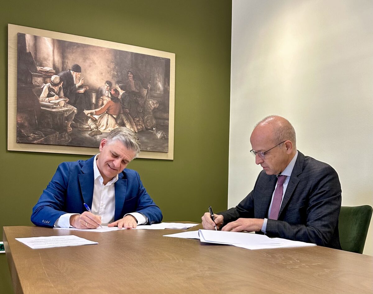 Ενισχύεται ο ιατροτεχνολογικός εξοπλισμός του Ιατρείου Πόνου στο Γενικό Νοσοκομείο «Παπαγεωργίου» (ΦΩΤΟ)