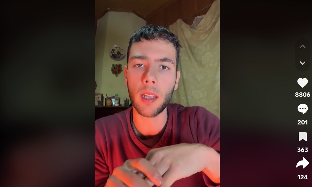 Η «Ορεινή Μέλισσα» αποκαλύπτει πόσα χρήματα βγάζει από ένα video