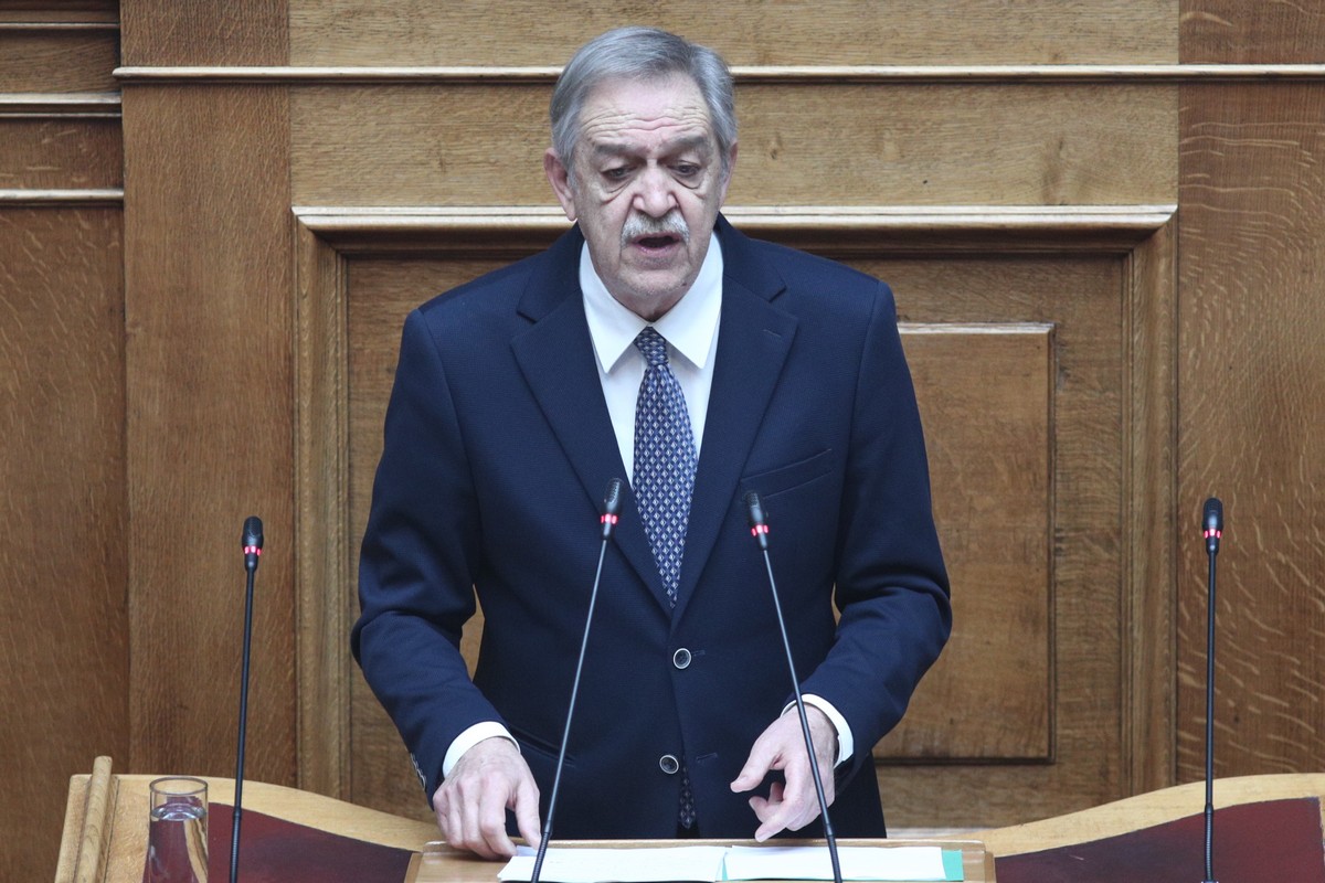 Πάρις Κουκουλόπουλος στον Flash 99,4: Το ΠΑΣΟΚ αποδεικνύεται ως η απόλυτη σταθερά στο πολιτικό σκηνικό της χώρας (audio)