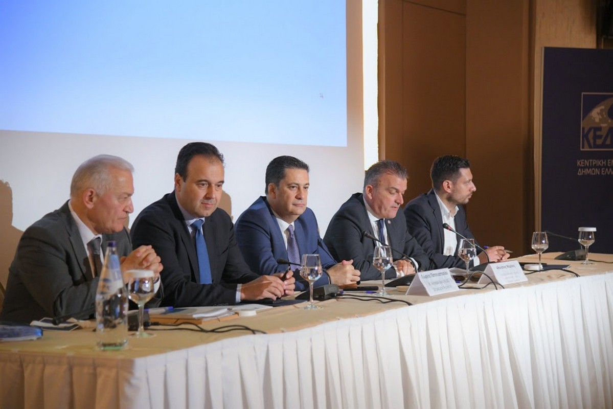 ΚΕΔΕ: Τα ζητήματα αιχμής των δήμων στη δεύτερη ημέρα του Συνεδρίου – «Προτεραιότητα είναι οι αρμοδιότητες και τα οικονομικά και όχι ο εκλογικός νόμος»
