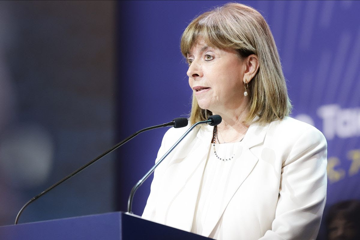 Την έναρξη των εργασιών του συνεδρίου της ΚΕΔΕ κήρυξε η Πρόεδρος της Δημοκρατίας (ΦΩΤΟ)