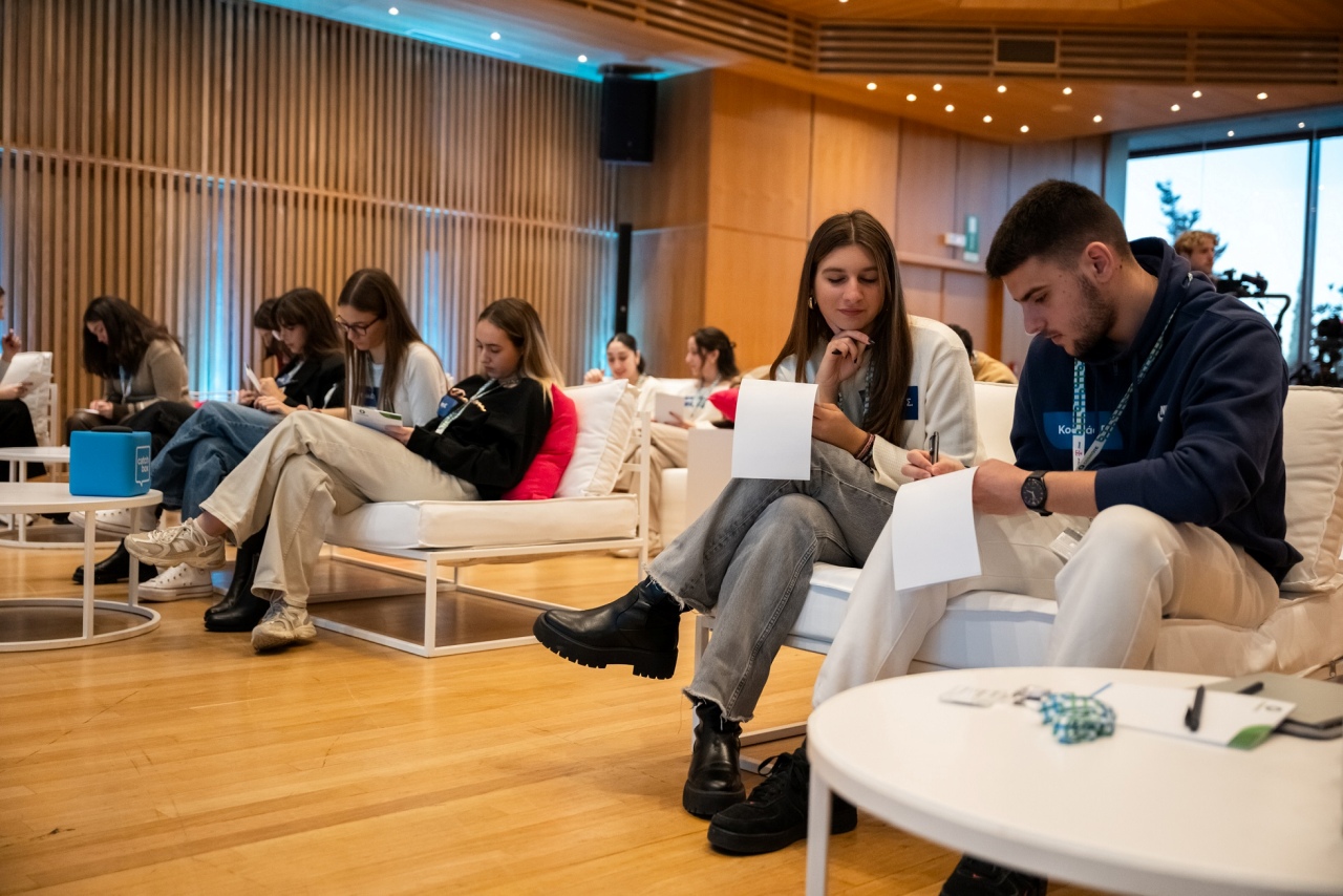 Πρόγραμμα Υποτροφιών COSMOTE: €500.000 σε 30 πρωτοετείς φοιτητές με οικονομικές και κοινωνικές δυσκολίες