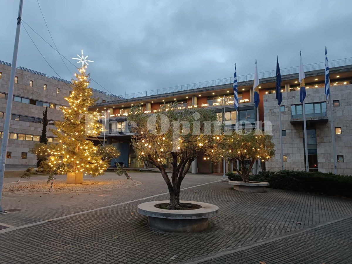 Μια ιδιαίτερη συνταγή για γέμιση γαλοπούλας είναι ένας από τους λόγους που πάμε την Κυριακή στο… δημαρχείο Θεσσαλονίκης!
