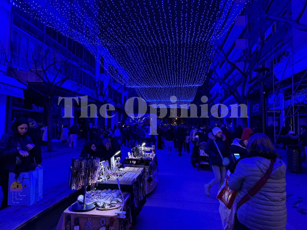 Θεσσαλονίκη: Διακοπή ρεύματος επί της Αγίας Σοφίας – Στο μπλε «σκοτάδι» τα καταστήματα (ΦΩΤΟ)