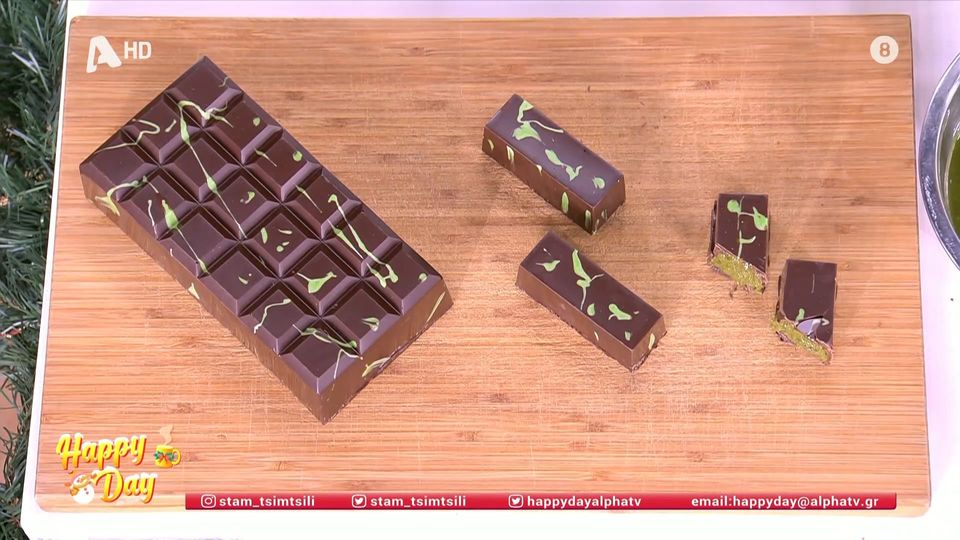 Πως να φτιάξετε μόνοι σας τη viral Dubai Chocolate (VIDEO)