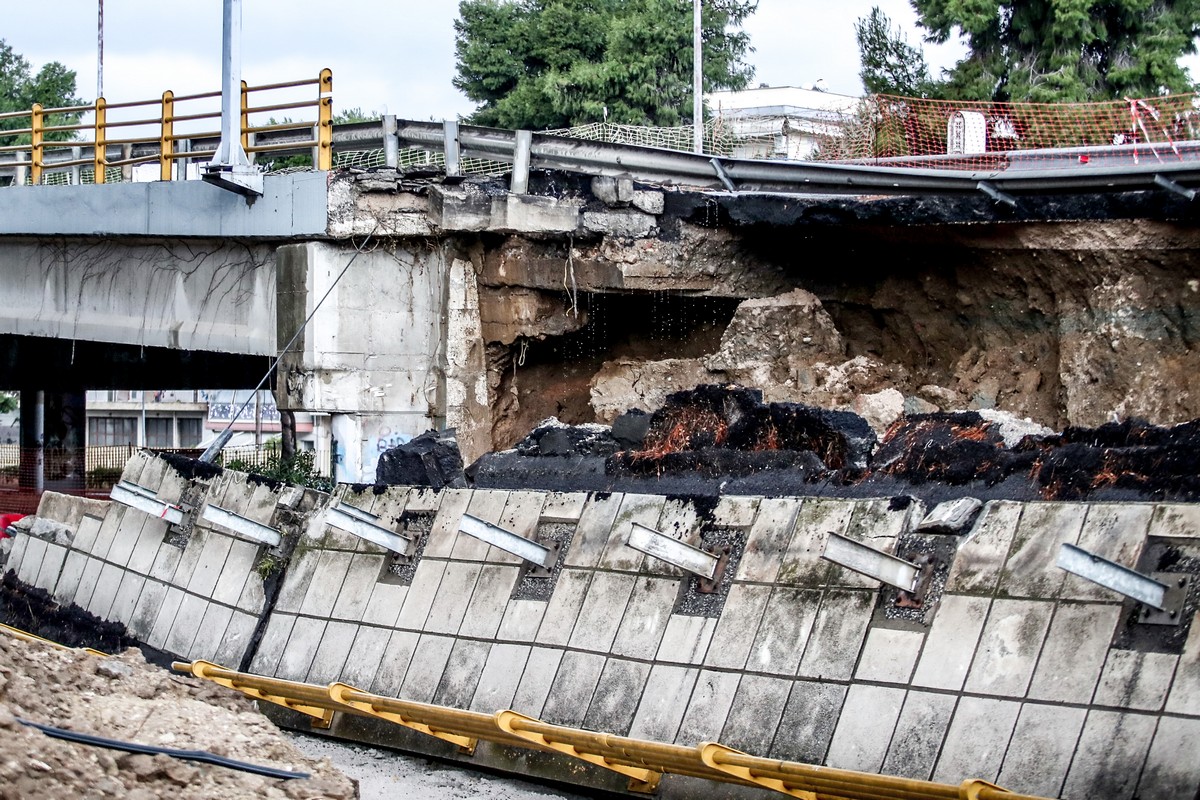 Στα «κόκκινα» η κίνηση στα δυτικά – Σύσκεψη για τη γέφυρα Δενδροποτάμου