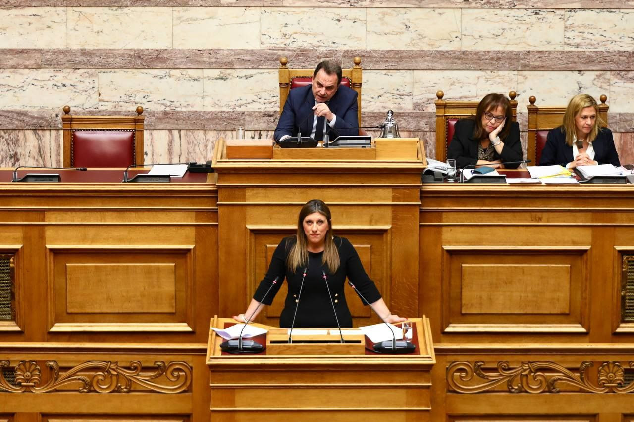 Κωνσταντοπούλου – Τέμπη: Καλεί τον πρωθυπουργό να απαντήσει για το λαθρεμπόριο καυσίμων