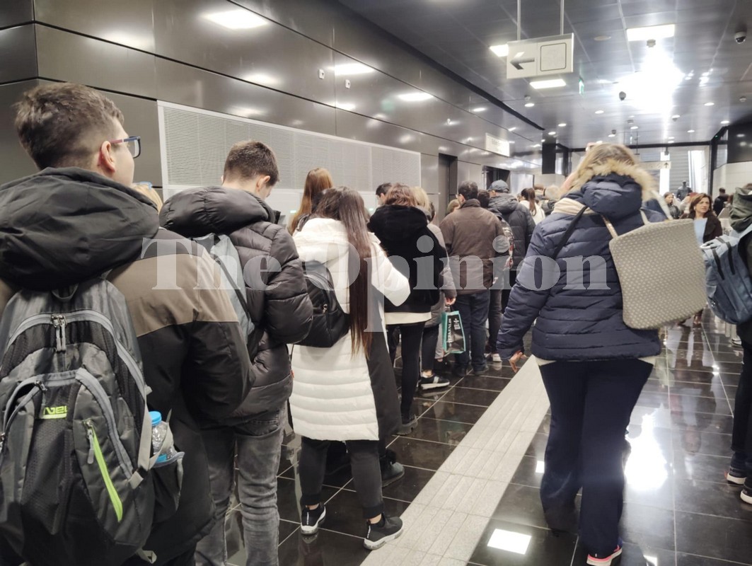 Με εισιτήριο από σήμερα στο μετρό – Τα δικαιολογητικά για την κάρτα – Οι ώρες λειτουργίας των εκδοτηρίων