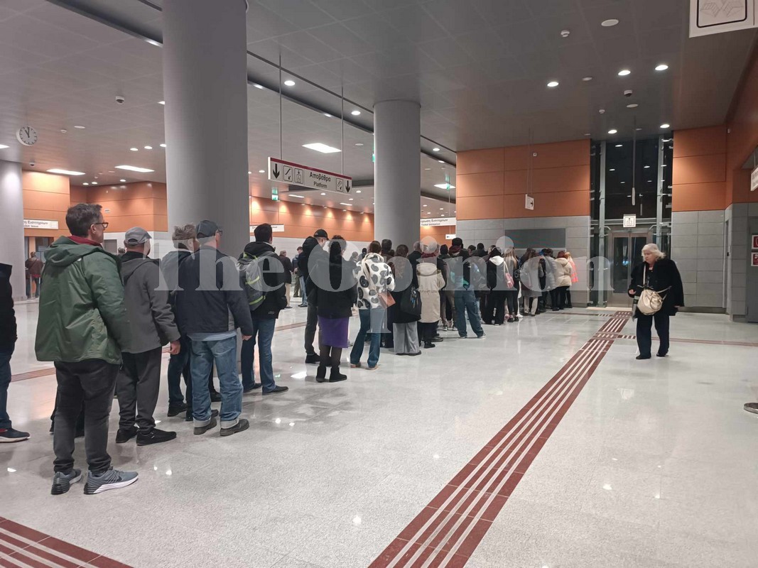 Μετρό Θεσσαλονίκης: Συνεχίζεται το αλαλούμ με τα εισιτήρια – Η εικόνα στους σταθμούς – Προσωρινά ελεύθερη η πρόσβαση στην Αγίας Σοφίας