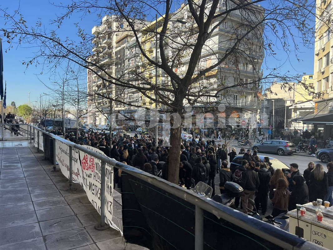 Θεσσαλονίκη: Αναβολή για τους 109 συλληφθέντες της 6ης Δεκεμβρίου (VIDEO)
