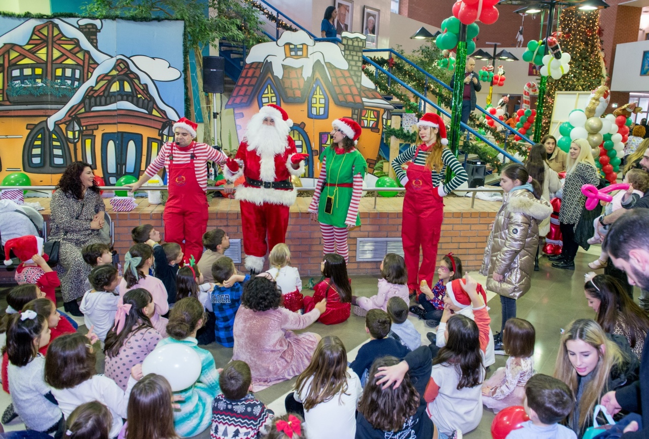 «Πλημμύρισε» παιδικά χαμόγελα το νοσοκομείο Παπαγεωργίου