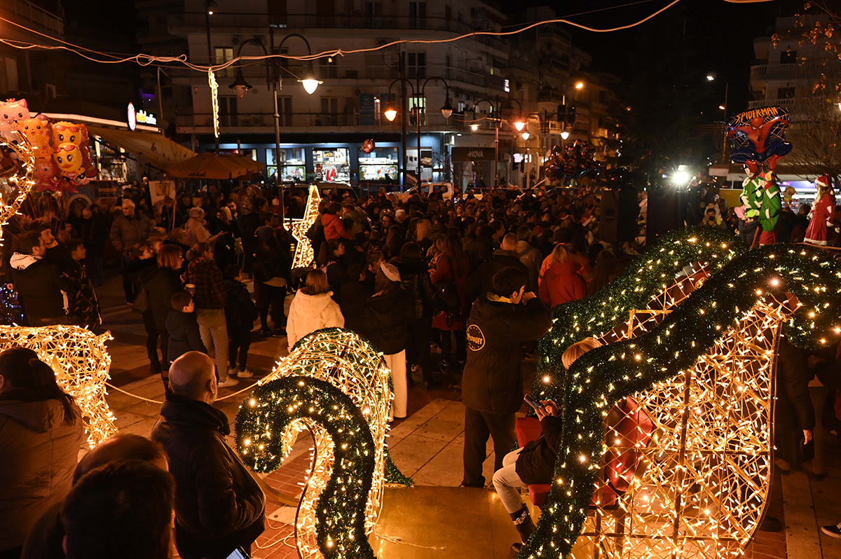 Δήμος Νεάπολης- Συκεών: «Δώρα καρδιάς» για τα παιδιά των ωφελούμενων των κοινωνικών δομών και πολλές ακόμη εκδηλώσεις ως τα Χριστούγεννα