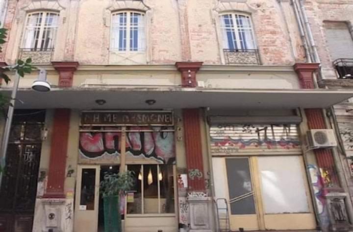 Η τιμή πώλησης του ιστορικού Μπενσουσάν Χαν στη Θεσσαλονίκη – Επιβίωσε από τη φωτιά του 1917