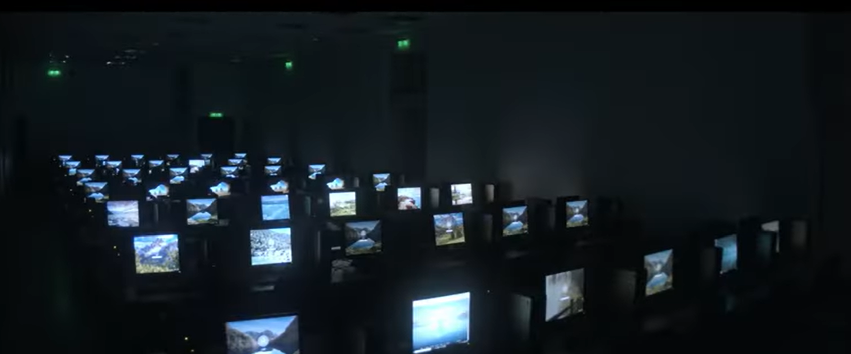 «Unclickable»: Το επίκαιρο «διαμάντι» που κρύβεται στο Ertflix (VIDEO)