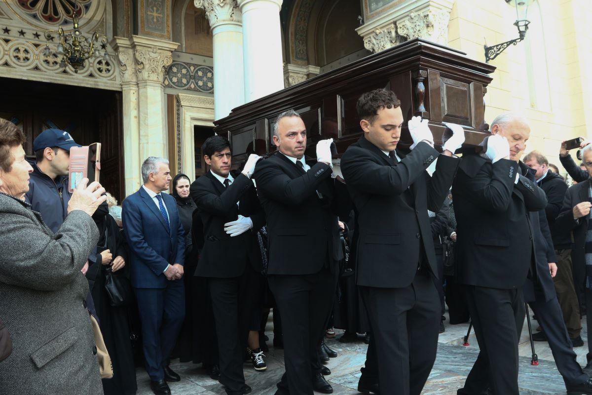 Μεταφέρεται στην Αλβανία το σκήνωμα του Αρχιεπισκόπου Αναστάσιου