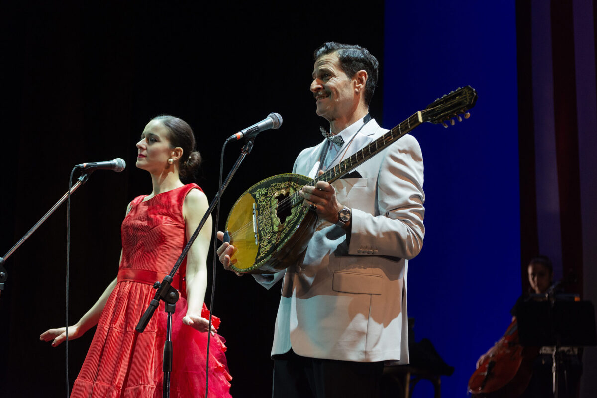 ΚΘΒΕ: Τελευταίες παραστάσεις για την παραγωγή «MANOLIS/ καρδιά σε τέσσερις χορδές»