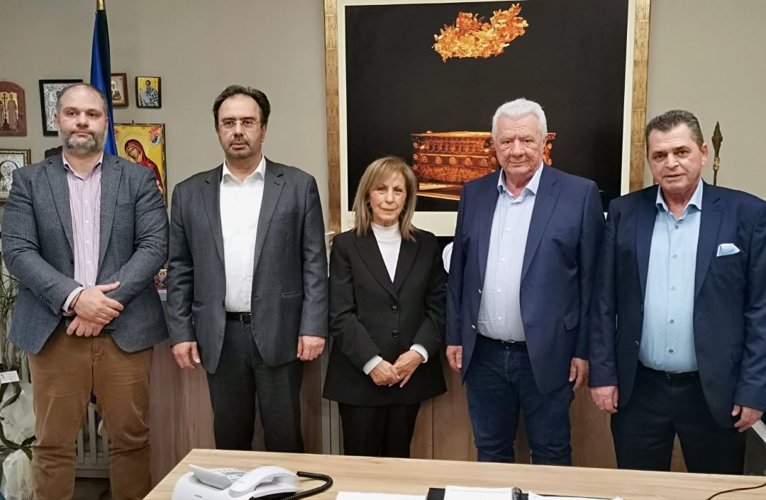 Συνάντηση Αηδονά με τους Δημάρχους της Ημαθίας – Τι συζητήθηκε (ΦΩΤΟ)