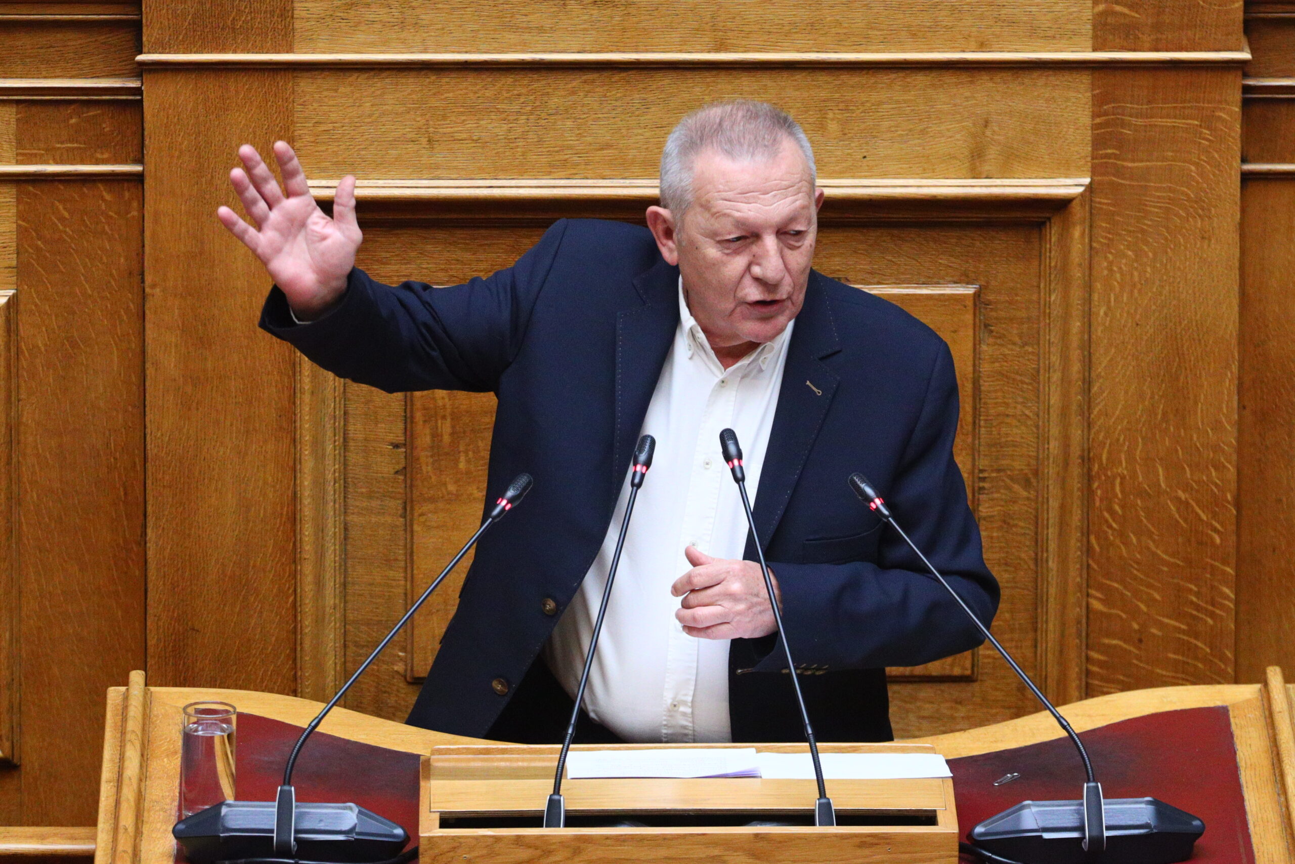 Τηλεφωνική παρέμβαση Παφίλη σε Χρυσοχοϊδη για περιστατικό μεταφοράς εκρηκτικής ύλης (VIDEO)