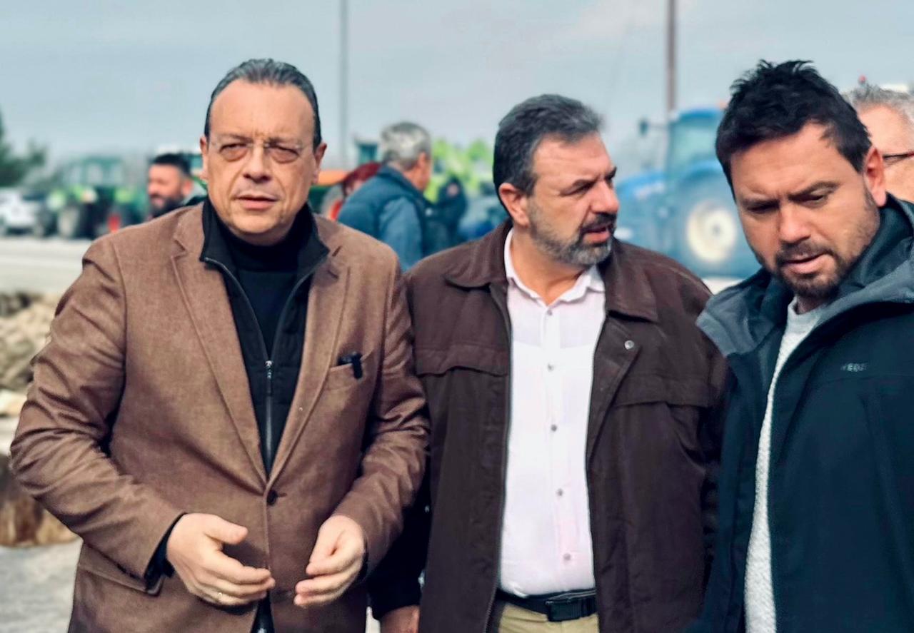 Φάμελλος: «Ο κ. Μητσοτάκης κοροϊδεύει τους ακρίτες – Υπήρξε σχέδιο συγκάλυψης για το έγκλημα των Τεμπών»