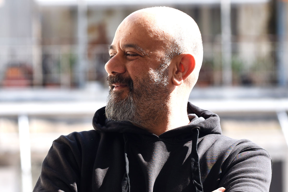 Ένας άφραγκος Ωνάσης, είκοσι Ωνάσεια σχολεία, φιέστες, ψέματα και μία αλήθεια από την κυβέρνηση Μητσοτάκη