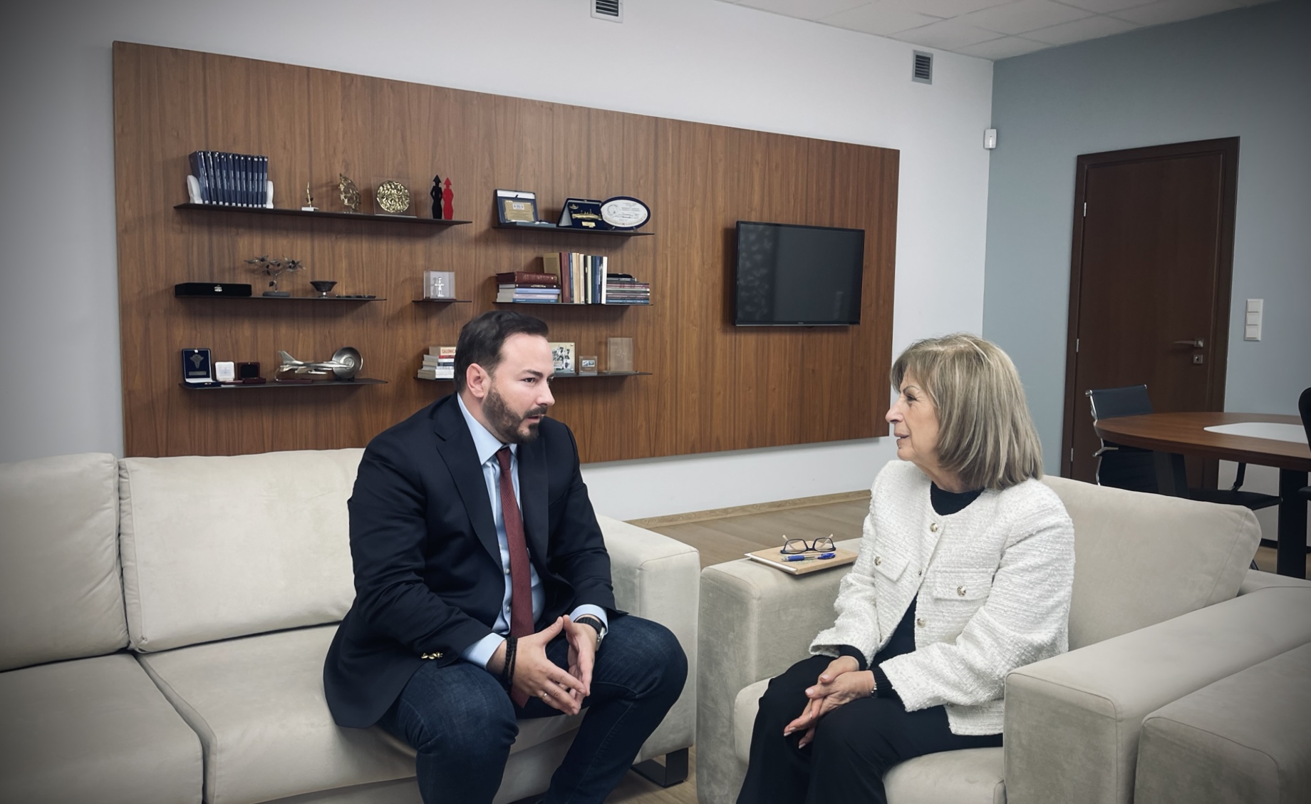 Τι συζήτησαν Αηδονά-Γκολιδάκης