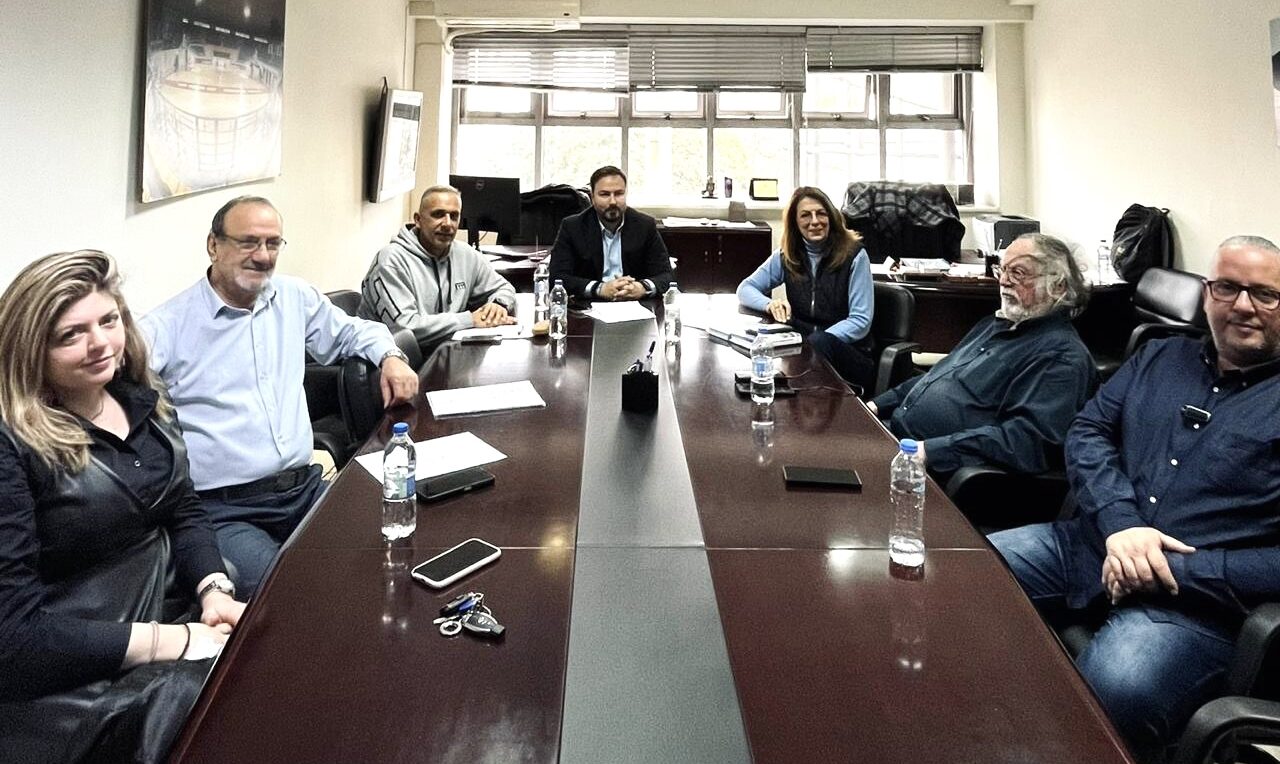 Επίσκεψη Γκολιδάκη στη διοίκηση των ΕΑΚ Θεσσαλονίκης – Στο επίκεντρο οι αθλητικές υποδομές της πόλης