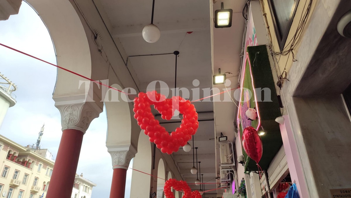 Θεσσαλονίκη: Αυξημένη η ζήτηση για λουλούδια ενόψει Αγίου Βαλεντίνου – Στα ύψη οι πωλήσεις