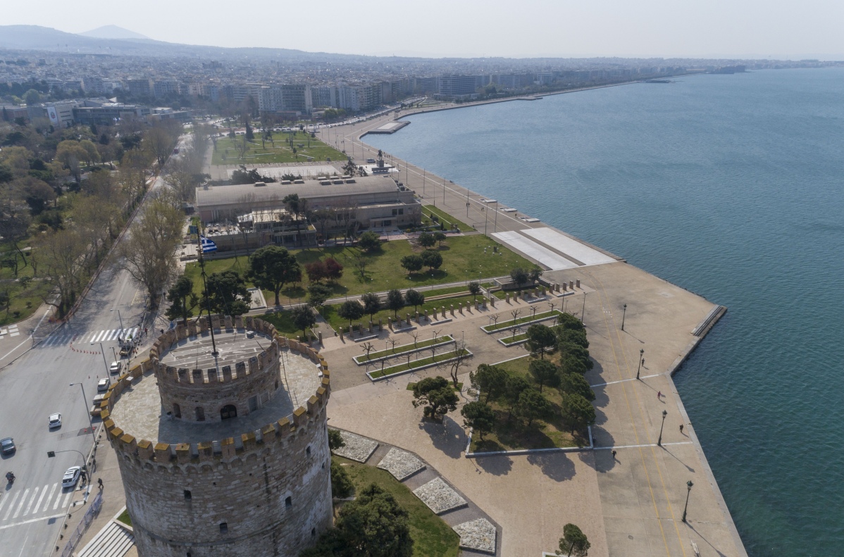 Θεσσαλονίκη: Έκκληση στους κατοίκους να ποτίζουν τα δέντρα