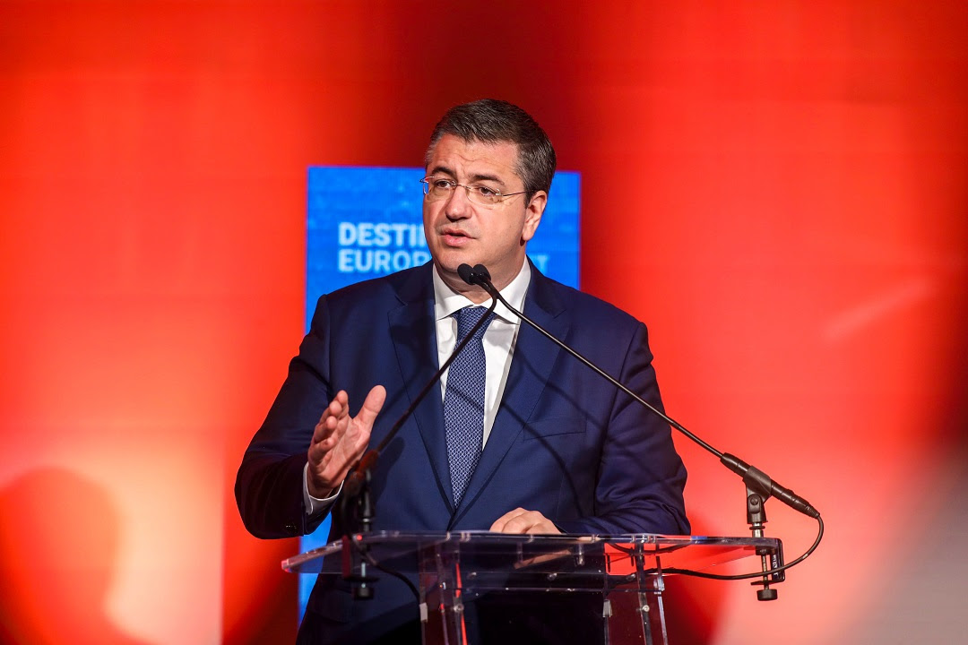 Α. Τζιτζικώστας: “Απλοποιούμε και κάνουμε πιο προσιτή τη χρηματοδότηση της ΕΕ στον τουρισμό για Κράτη Μέλη και επιχειρήσεις” (ΦΩΤΟ)